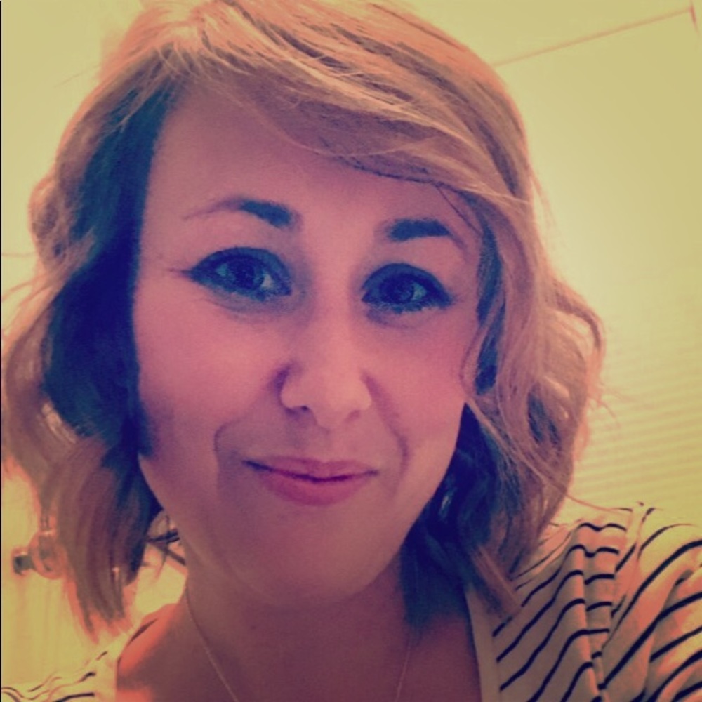 Meet your Posher, Danielle